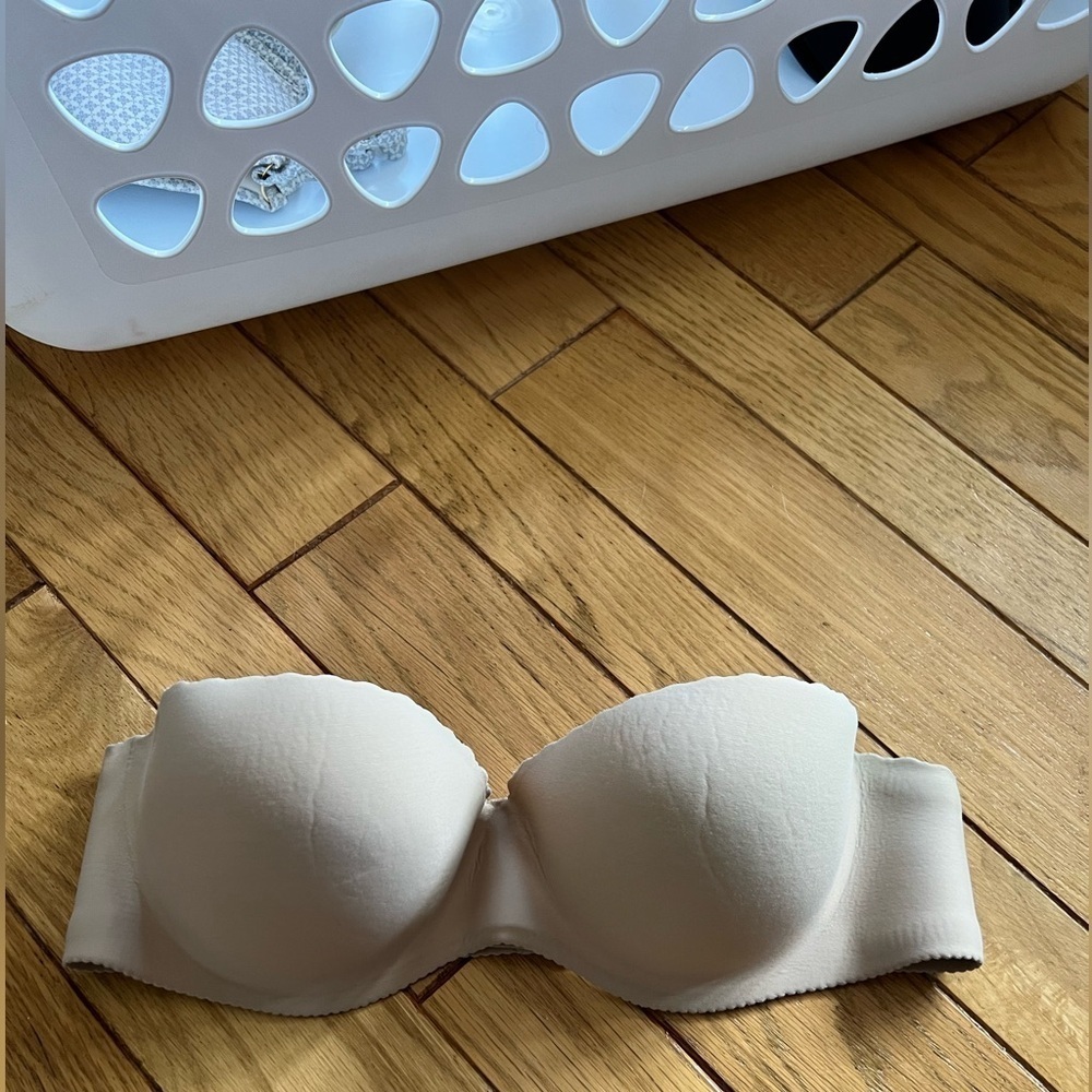 Victoria’s Secret - Angels Secret Embrace Convertible Strapless Bra